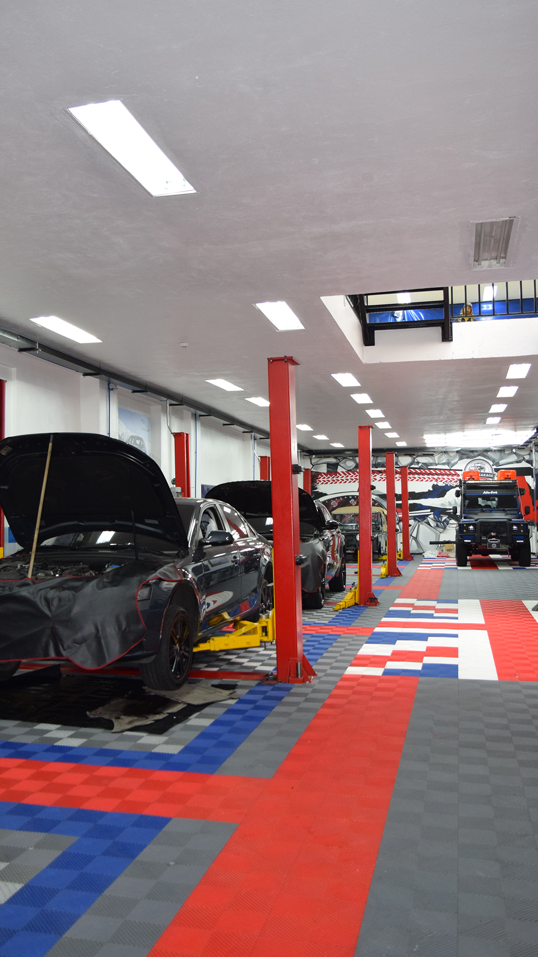 British Garage - Taller Alta Gama